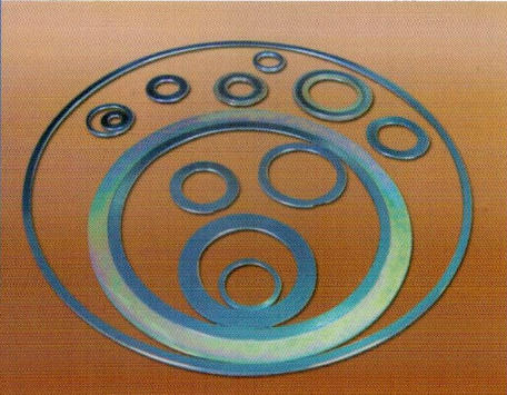 加強(qiáng)環(huán)形金屬纏繞墊片廠家